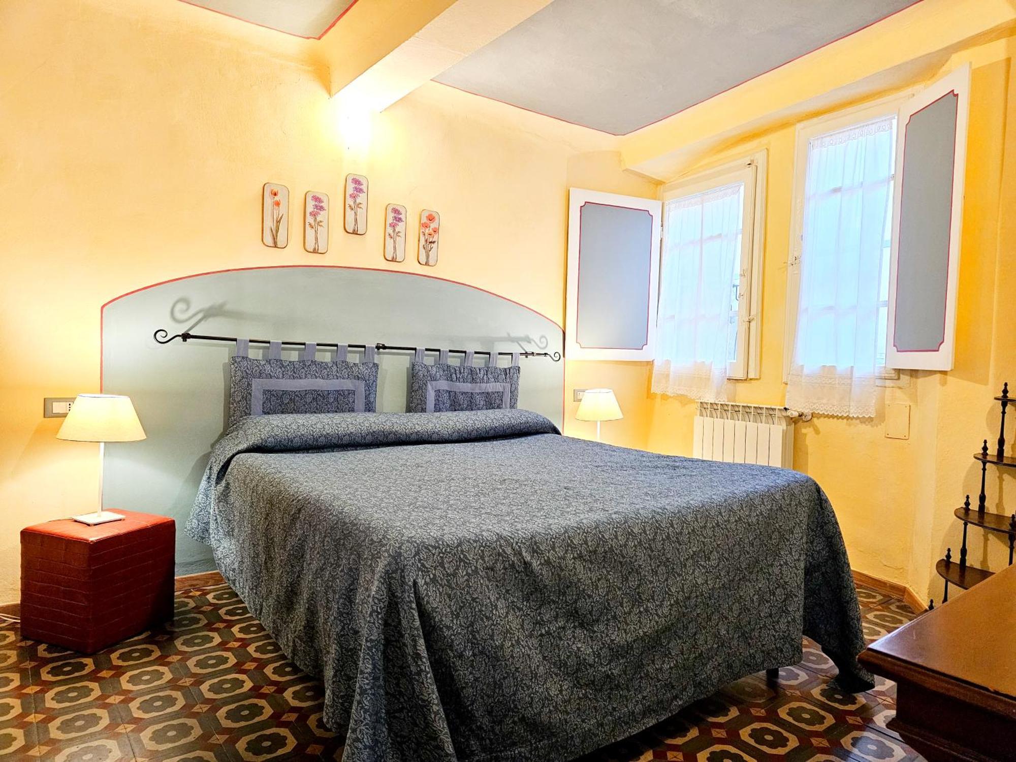 Cozybricks In - In Historical Center - Air Cond & Wifi - Apartment *